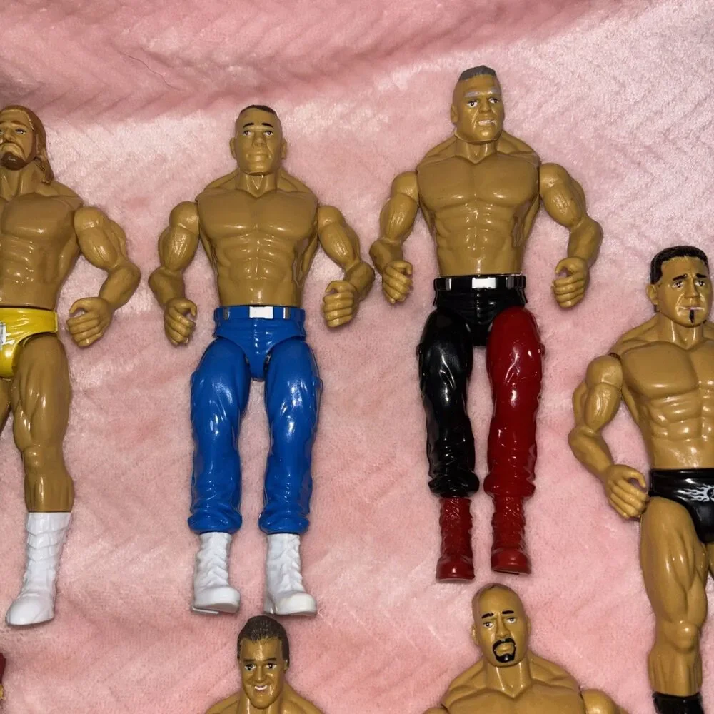 Unbranded wrestling action